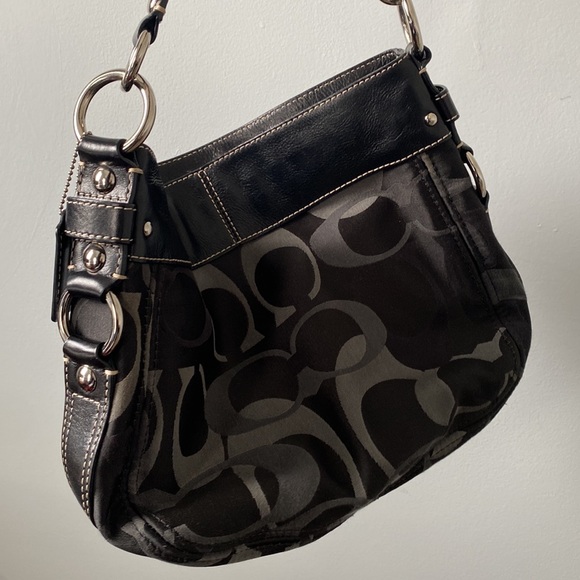 Coach C Shoulder bag - Picture 2 of 4